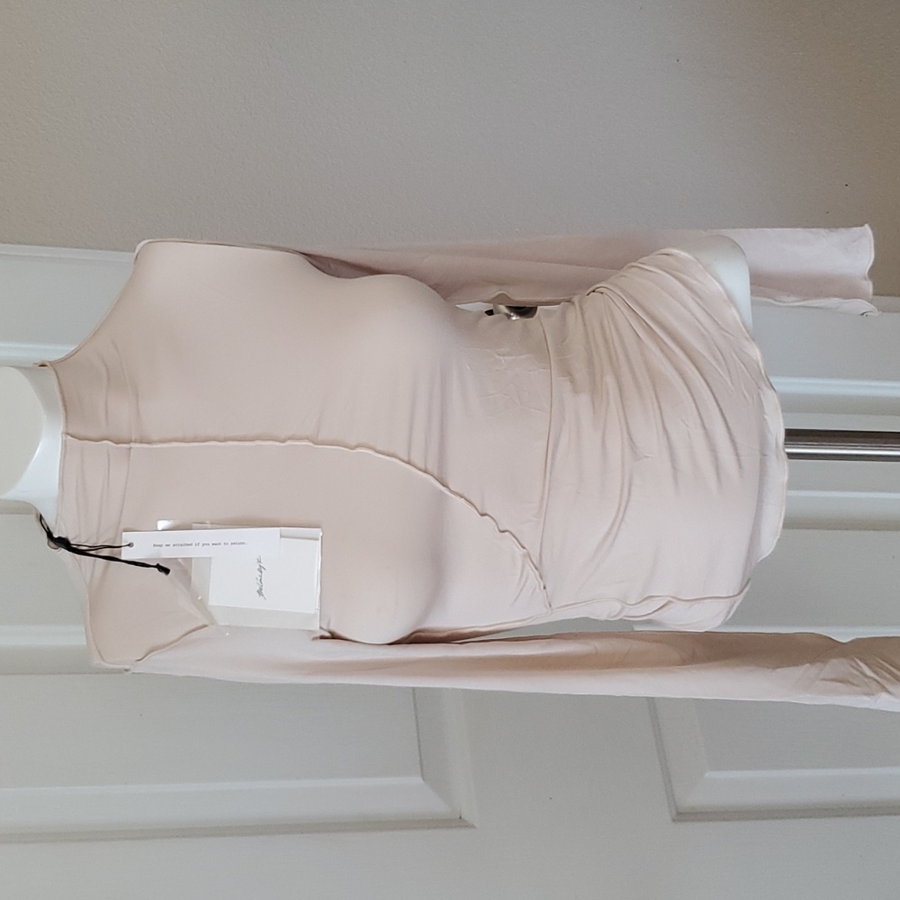 NWT- Zane top